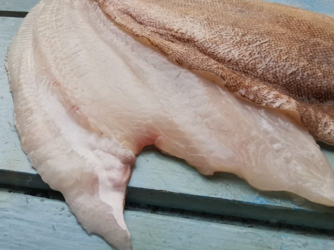 Lemon Sole fillet with skin 100-150g - Do you want to remove the skin from the fish ??: yes, Do you want to vacuum the fish?: yes