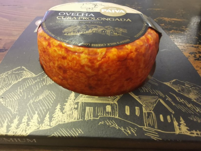 Sheep cheese with paprika 190g