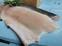 Rainbow trout fillet with skin 80-120g