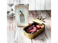Chobotnice v olivovém oleji s česnekem 120g