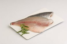 Gilthead seabream fillet with skin 100-130g