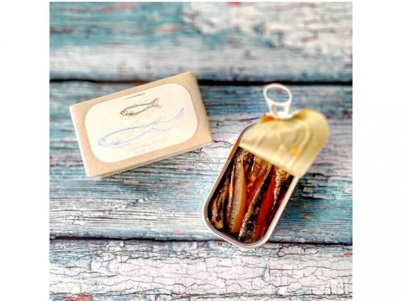 Small spicy sardines in olive oil 90g