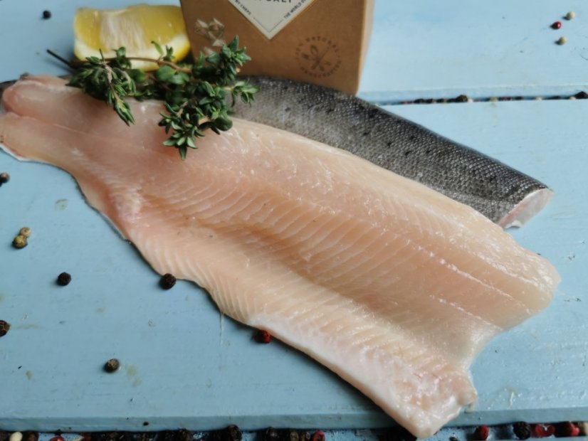 Rainbow trout fillet with skin 80-120g - Do you want to remove the skin from the fish ??: yes
