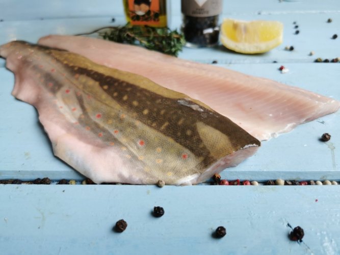 Арктический голец филе 150-200g - Желаете снять кожу с рыбы?: да, Хотите рыбу в вакуумной упаковке?: нет