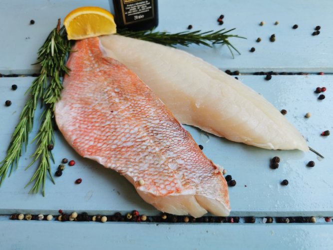 Redfish fillet with skin - Do you want to remove the skin from the fish ??: yes