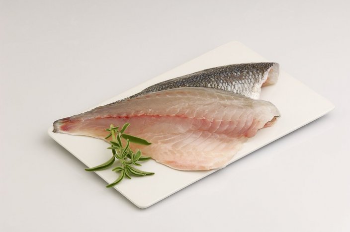 Gilthead seabream fillet with skin 180-220g Wild - Do you want to remove the skin from the fish ??: no, Do you want to vacuum the fish?: yes